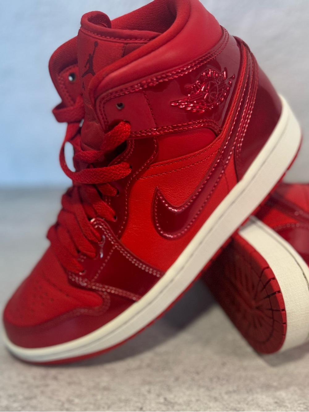 Nike Air Jordan 1’s Mid, Valentines Red, DH5894-600, Size: 7.5 Women